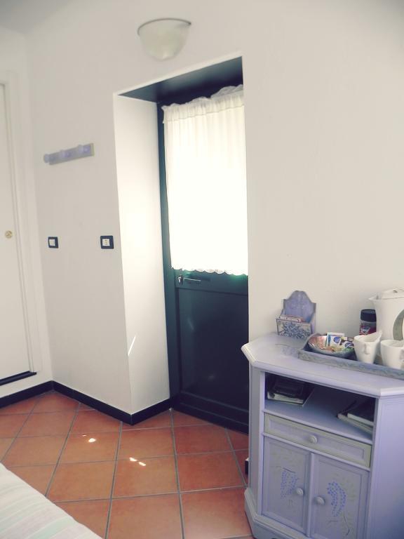 B&B I Glicini Vescina Exterior foto