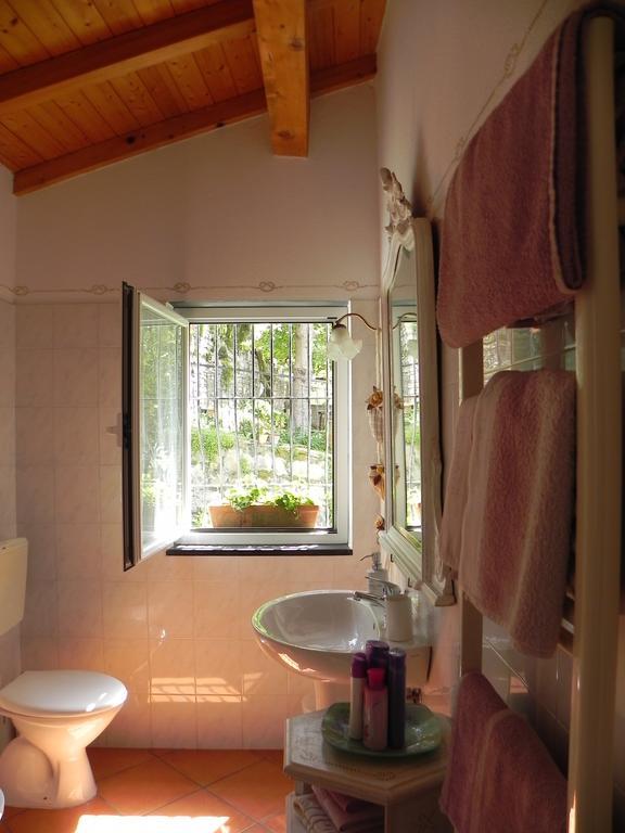 B&B I Glicini Vescina Exterior foto